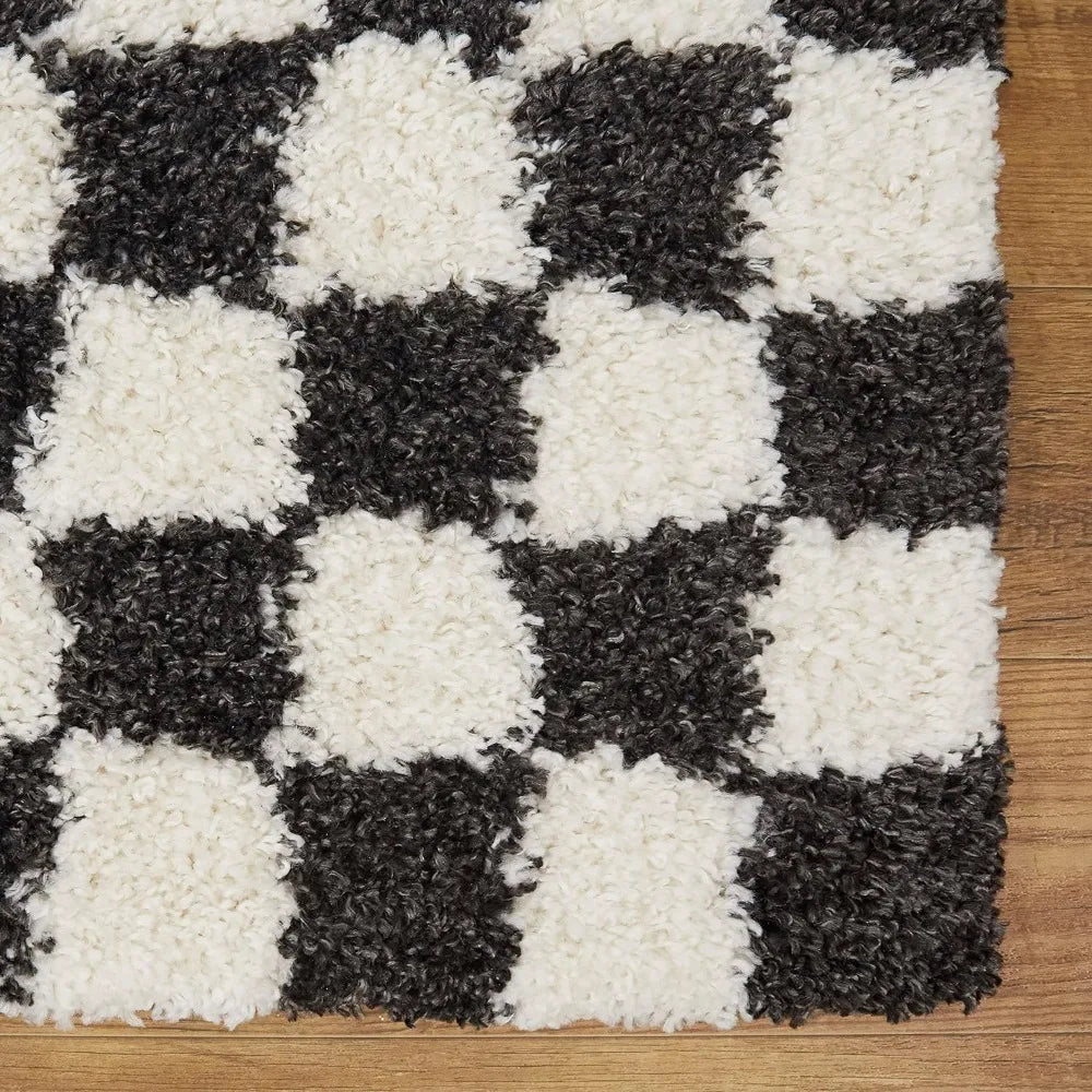 Checkered Shag Rug, 8' x 10'