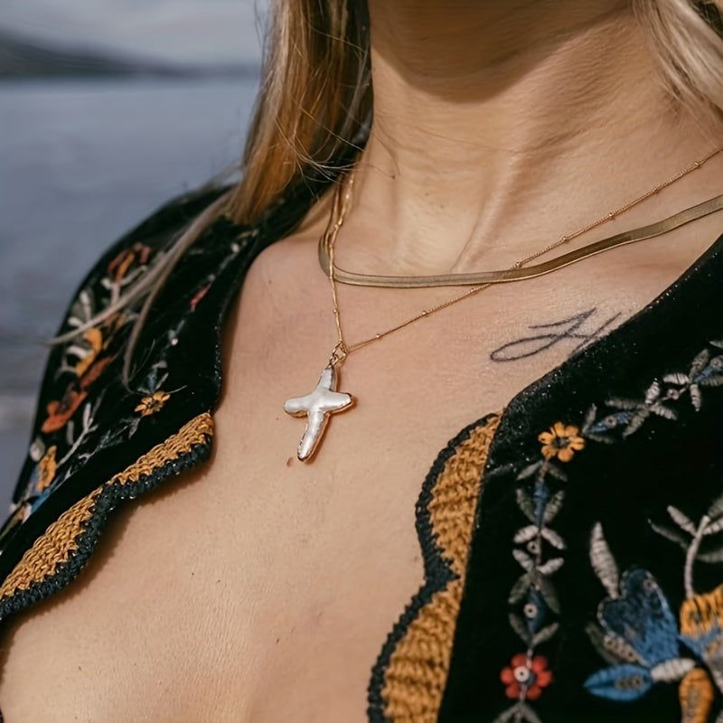 Elegant Cross Pendant Necklace