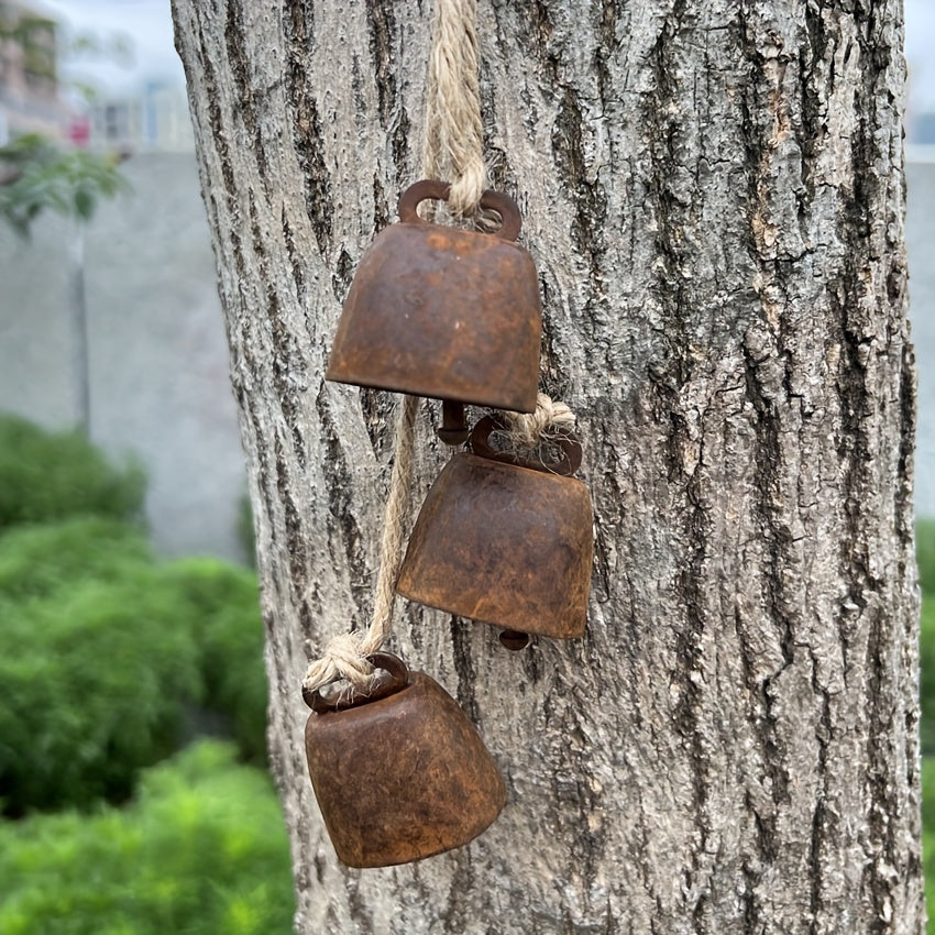 Rusty Bell With Hemp Rope Wind Chimes